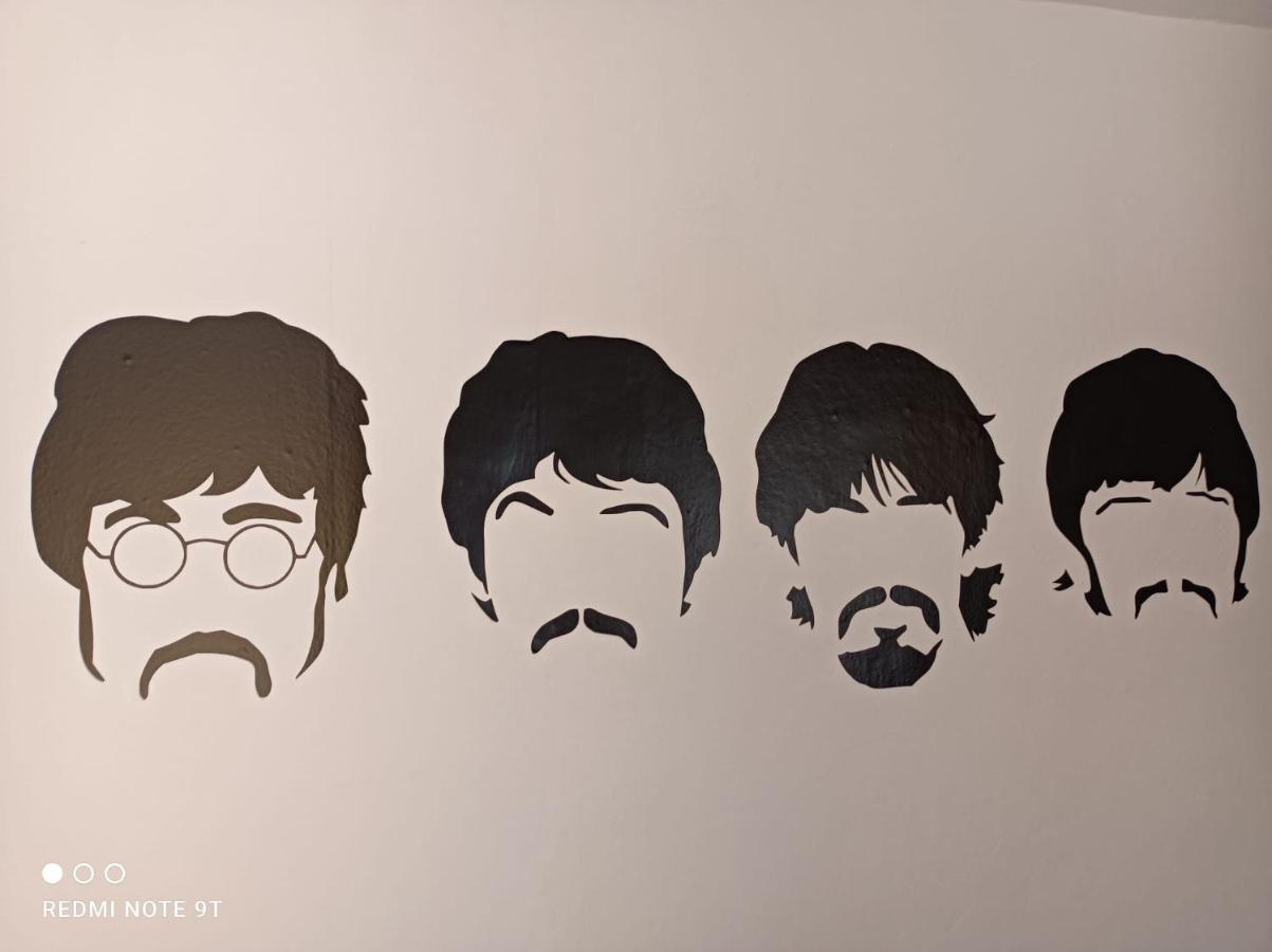 Casa Beatles Del Valle Pinos del Valle 외부 사진